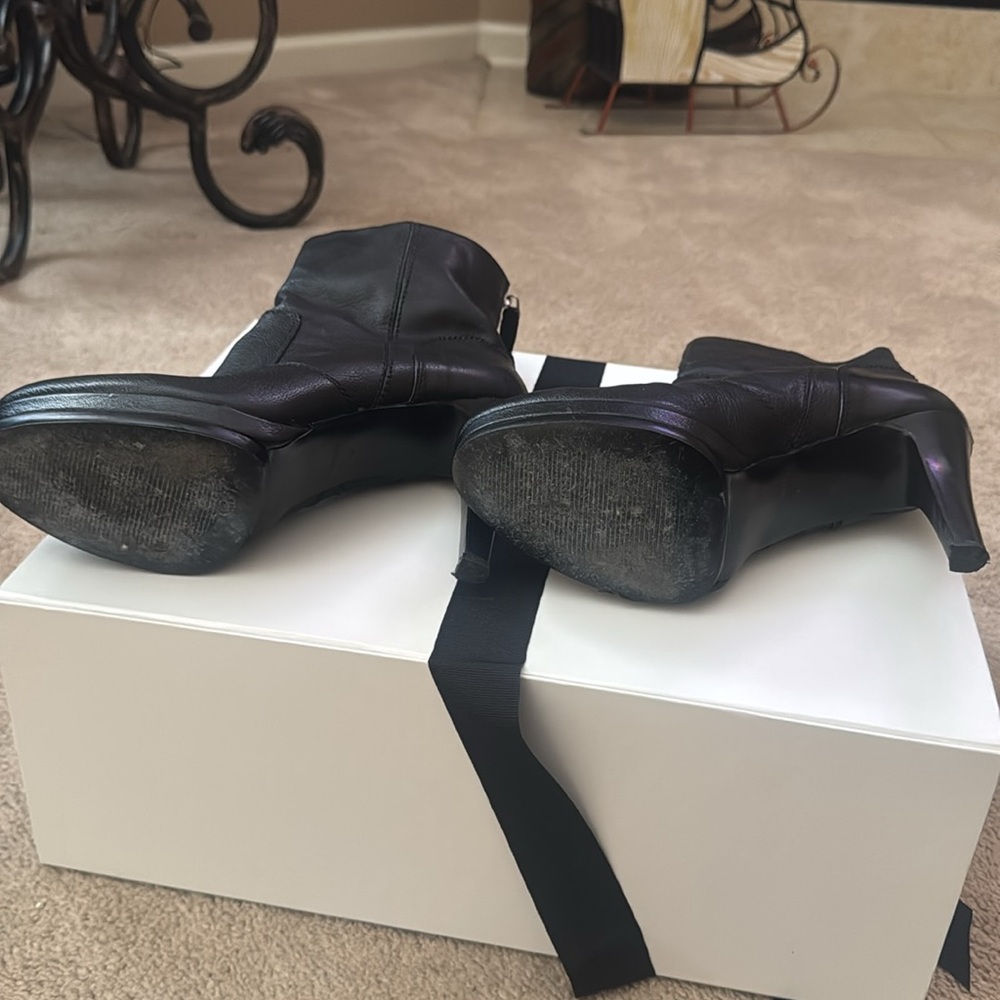 Nine West Black Leather High-Heel Ankle Boots - Picture 4 of 6